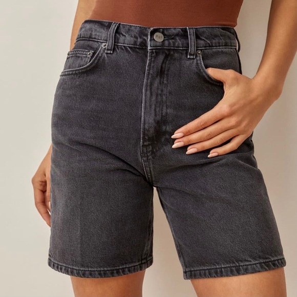 Reformation Pants - Reformation Sammie Shorts